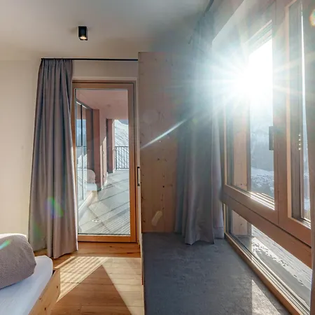 Lahnerhof Lodge *